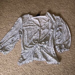 Fifty Street Black and White tie blouse size large